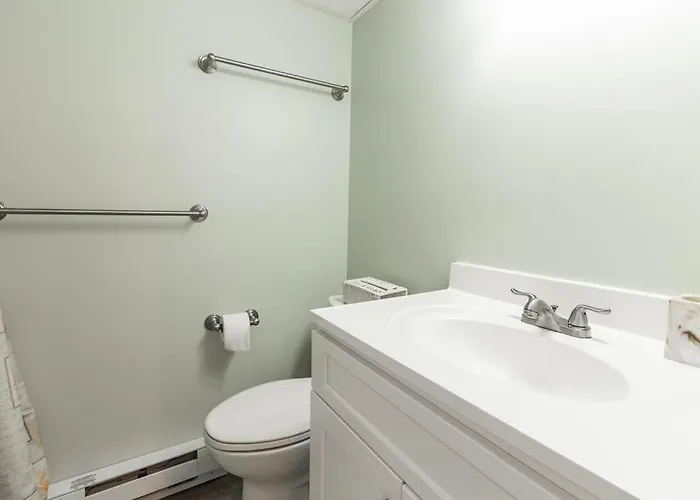 Stunning Ocean Views From 1 Bedroom Condo, Mid-town Location! Apartment Ocean City